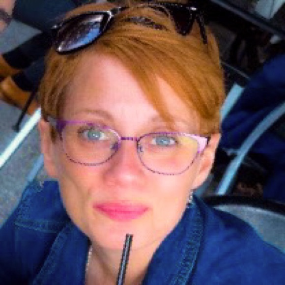 Meet your Posher, Brandy... - Picture 1 of 10